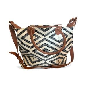 Source Unknown Black and Tan Geometric Shoulder Bag